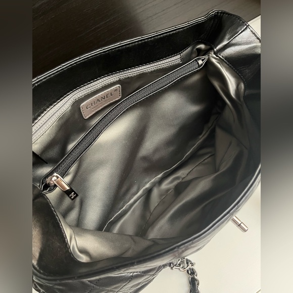 Authentic Chanel Vintage Black Lambskin Slouch Medium Handbag Shoulder Bag - Picture 7 of 13